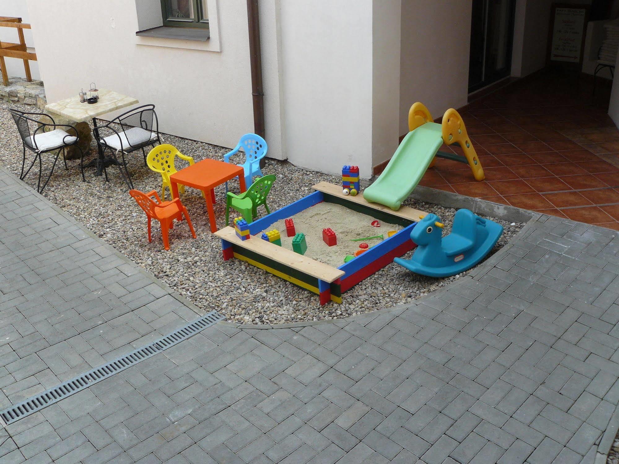 Hotel Opat Kutna Hora Exterior photo